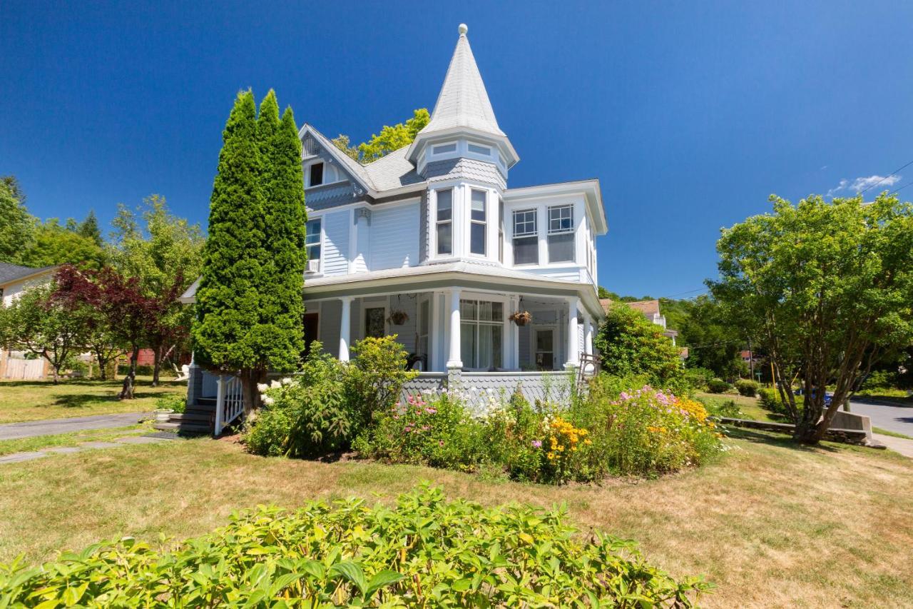 Villa Streamside Victorian Margaretville Esterno foto